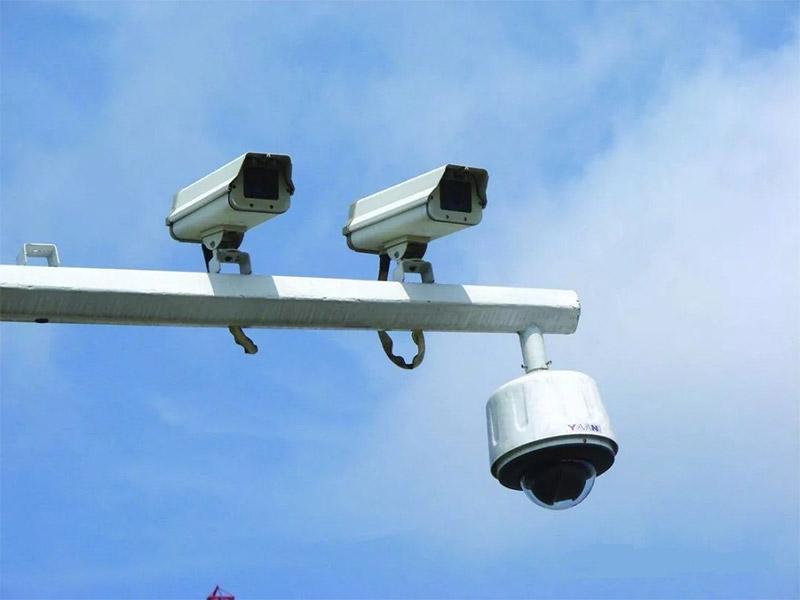 What are the environmental impacts on the security monitoring system equipment?