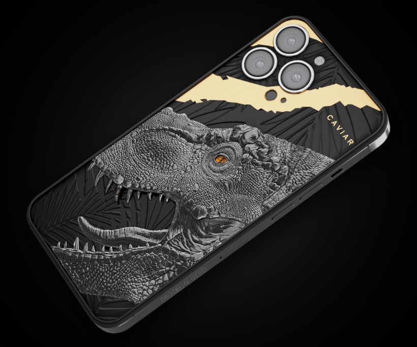 Caviar customized Apple iPhone 13 Pro: with Tyrannosaurus Rex teeth on the back